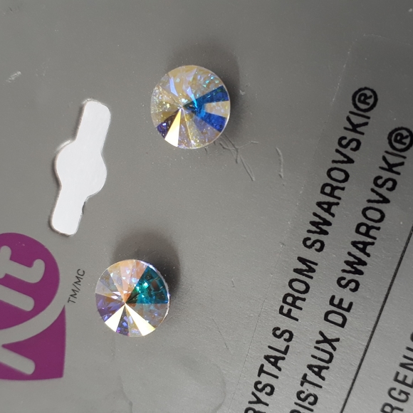 2/$25 Swarovski crystal earrings - Picture 3 of 4